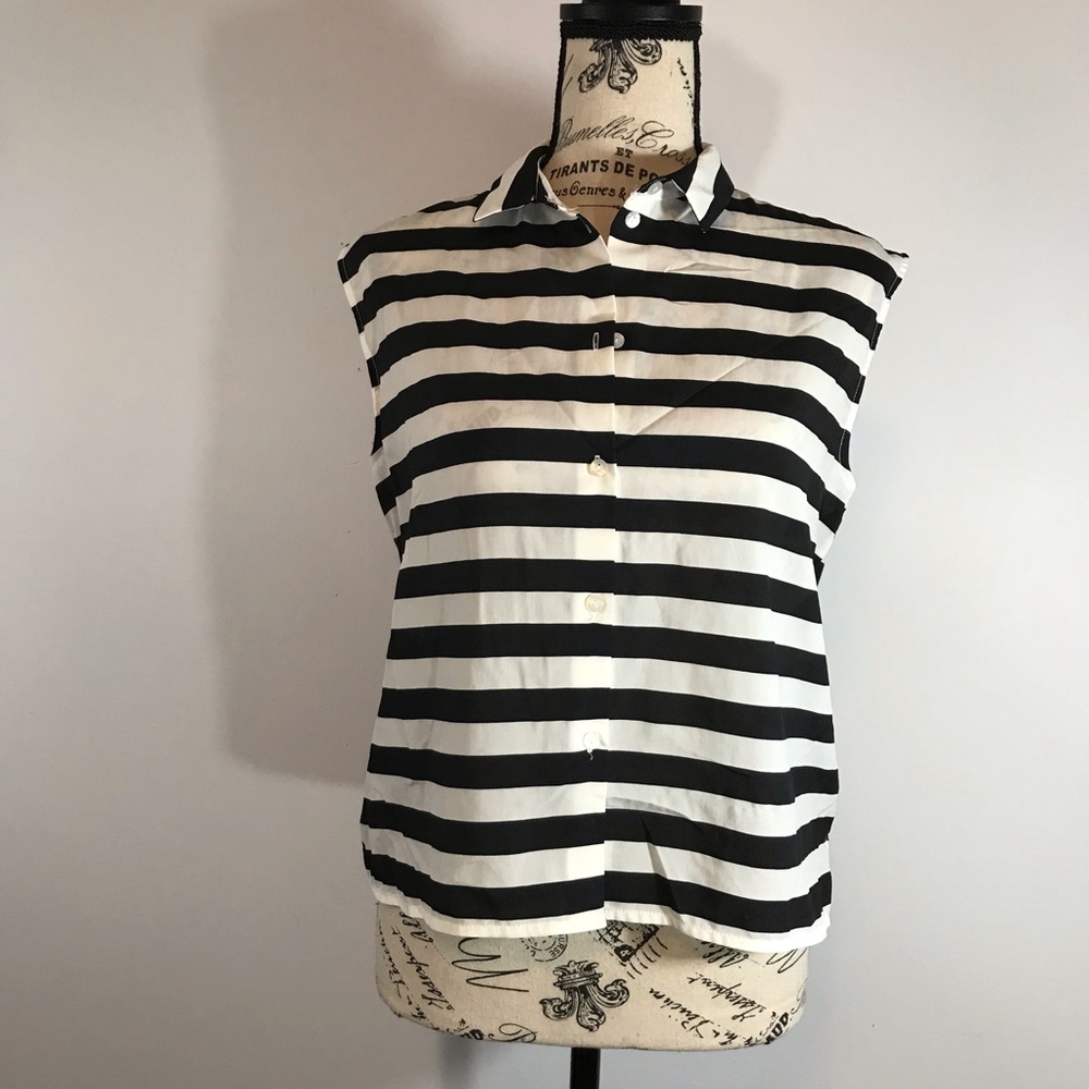 H&M blouse (size XS) - Picture 3 of 6